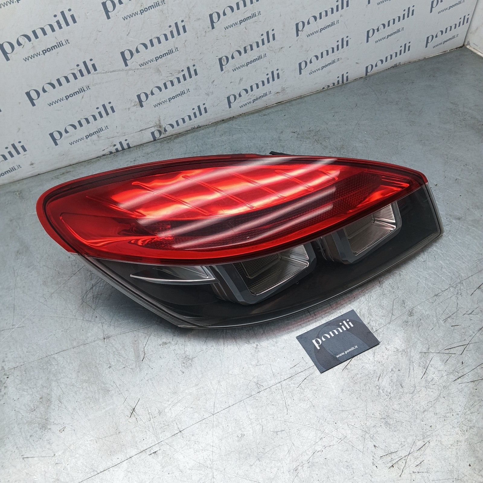 Pomili Fanaleria Renault Megane III Coupé fanale posteriore destro usato