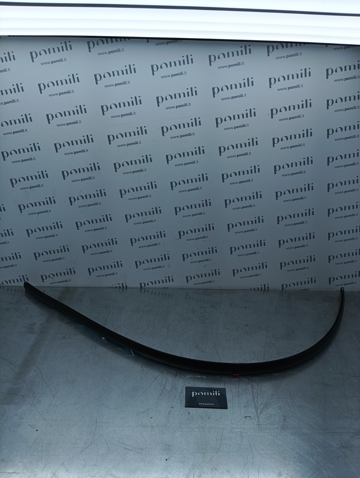 Pomili Lamierati esterni 75557-42061 guarnizione tetto nuova