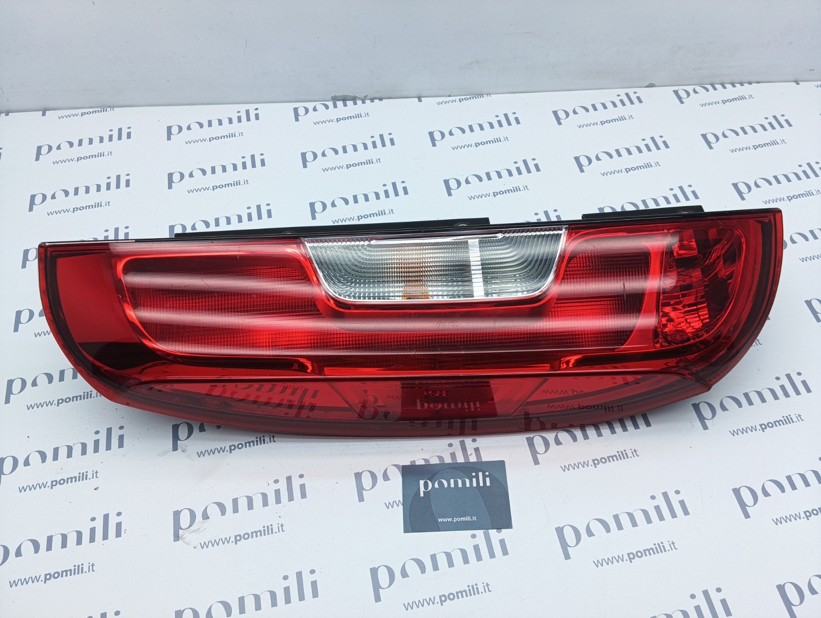 Pomili Fanaleria Fanale posteriore sinistro Fiat Doblò 52044717 usato