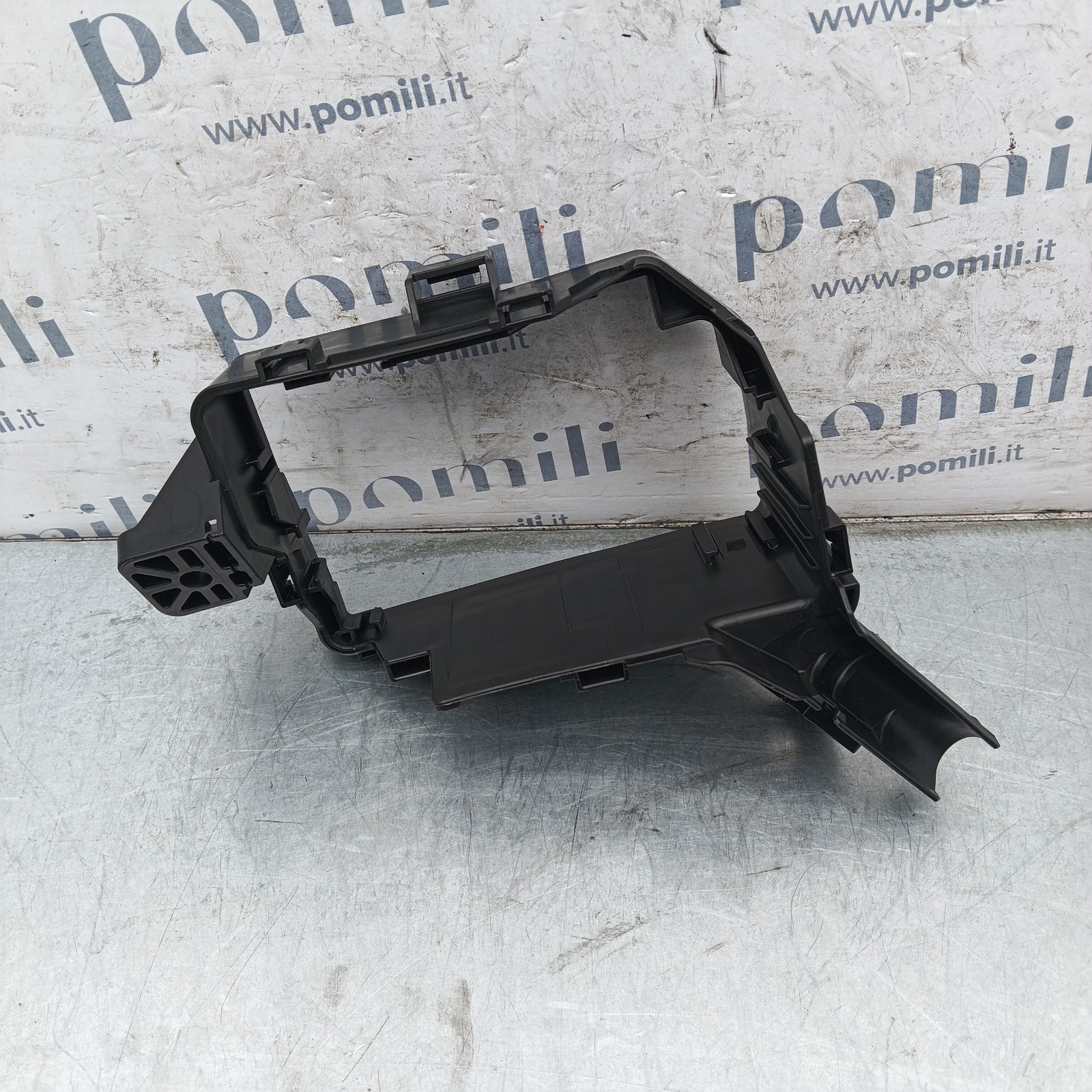Pomili Motorini avviamento, alternatori, ECU e cavi Blocco relè vano motore Toyota Yaris III (2015-2018) 82741-0D080 blocco relè