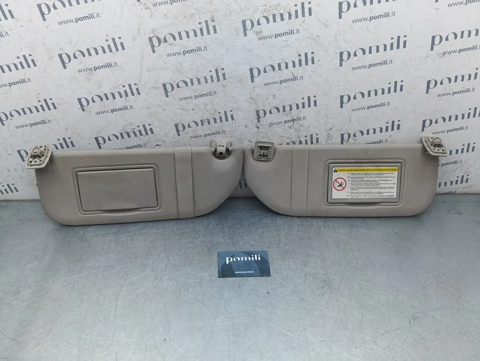 Pomili Rivestimenti interni e parti interne Coppia Alette parasole Toyota Aygo/Citroen C1/Peugeot 107 (2005-2014) 1611905180 usate