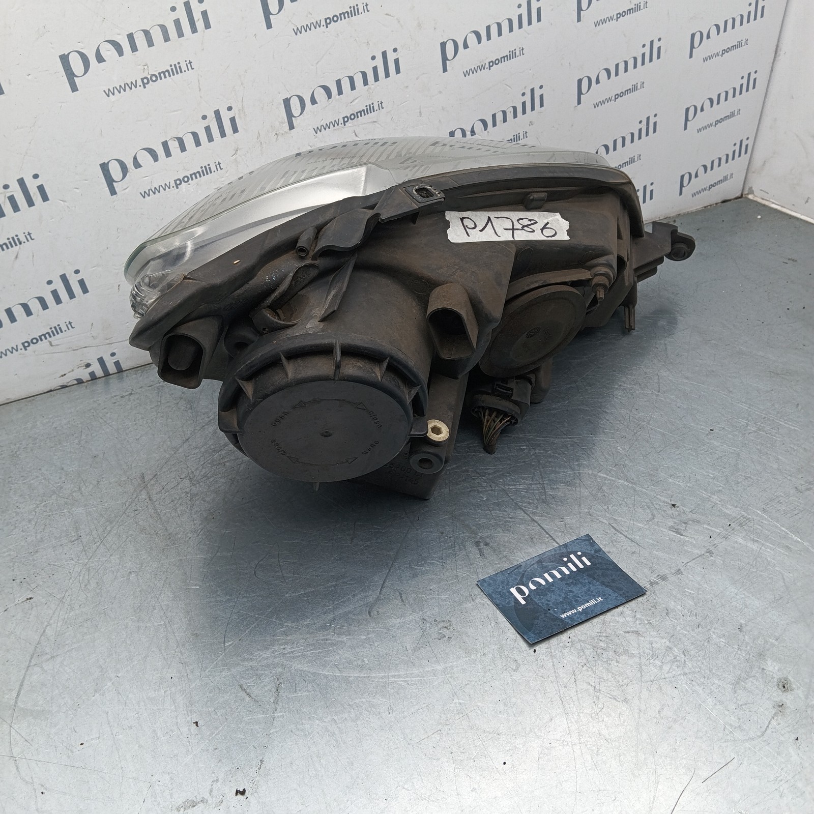 Pomili Fanaleria Faro anteriore sinistro Volkswagen Golf+ 2005-14 5M1941005G usato
