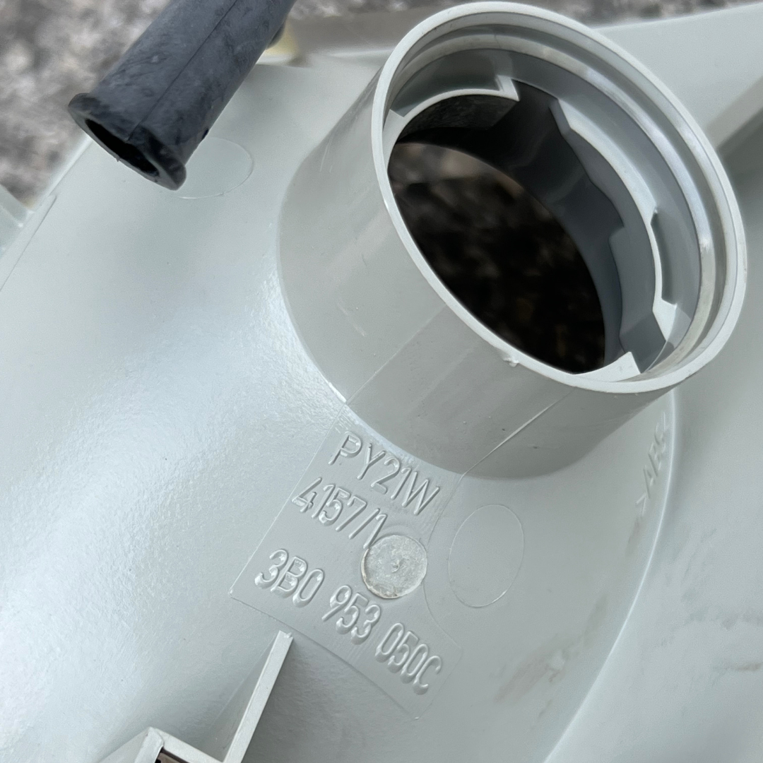 Sara Autoricambi Fanaleria Magneti Marelli 714098190228 indicatore di direzione anteriore destro