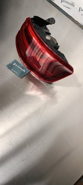 Pomili Fanaleria A3 8V fanale posteriore esterno destro