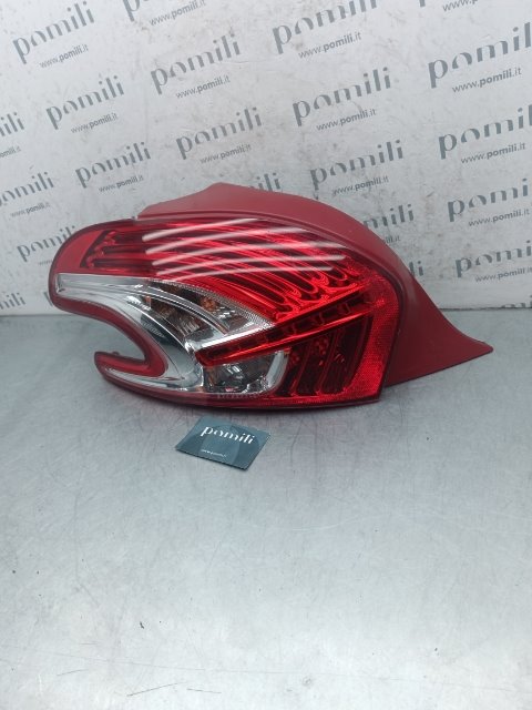 Pomili Fanaleria Peugeot 208 fanale posteriore sinistro