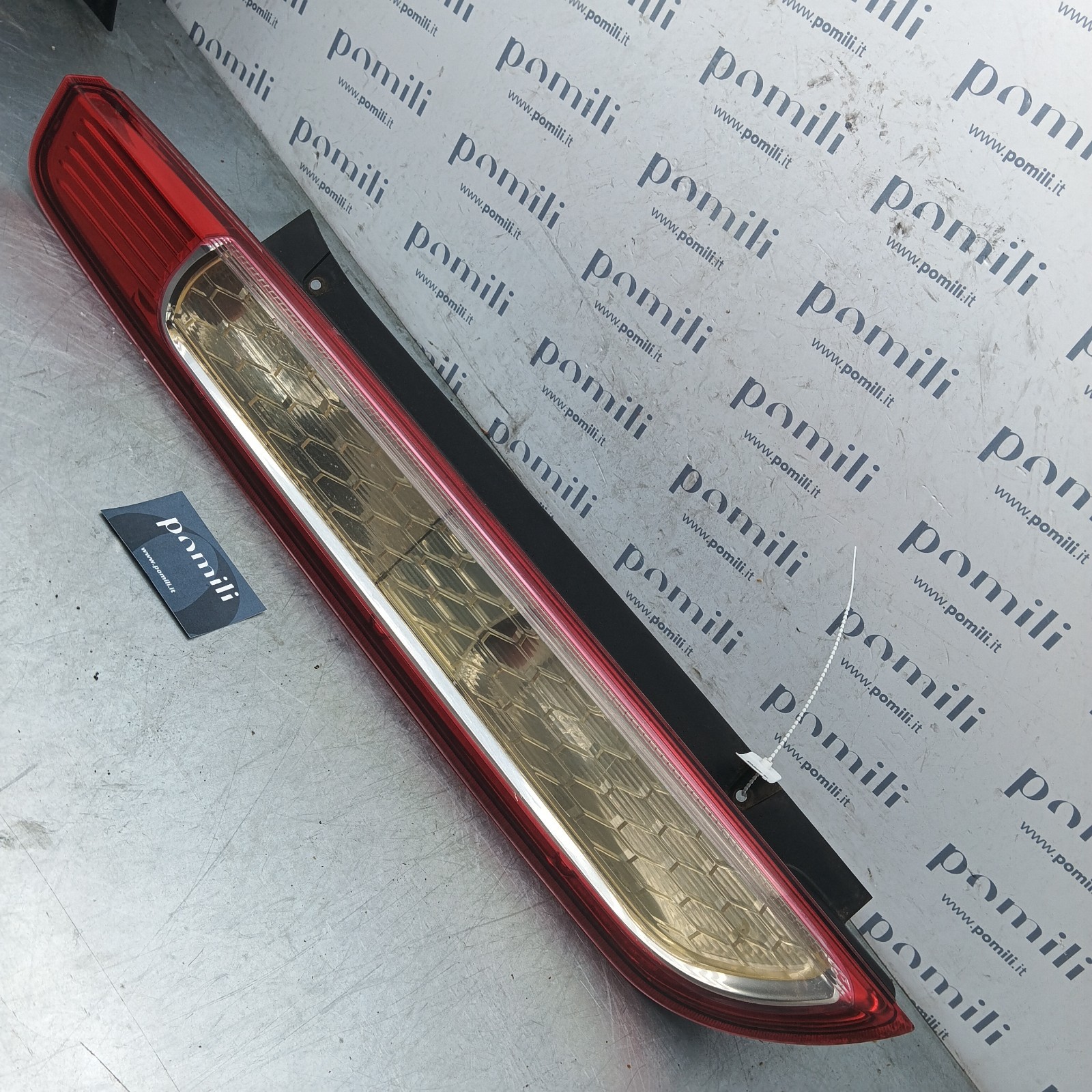 Pomili Fanaleria 8M5113404AD fanale posteriore Ford Focus destro