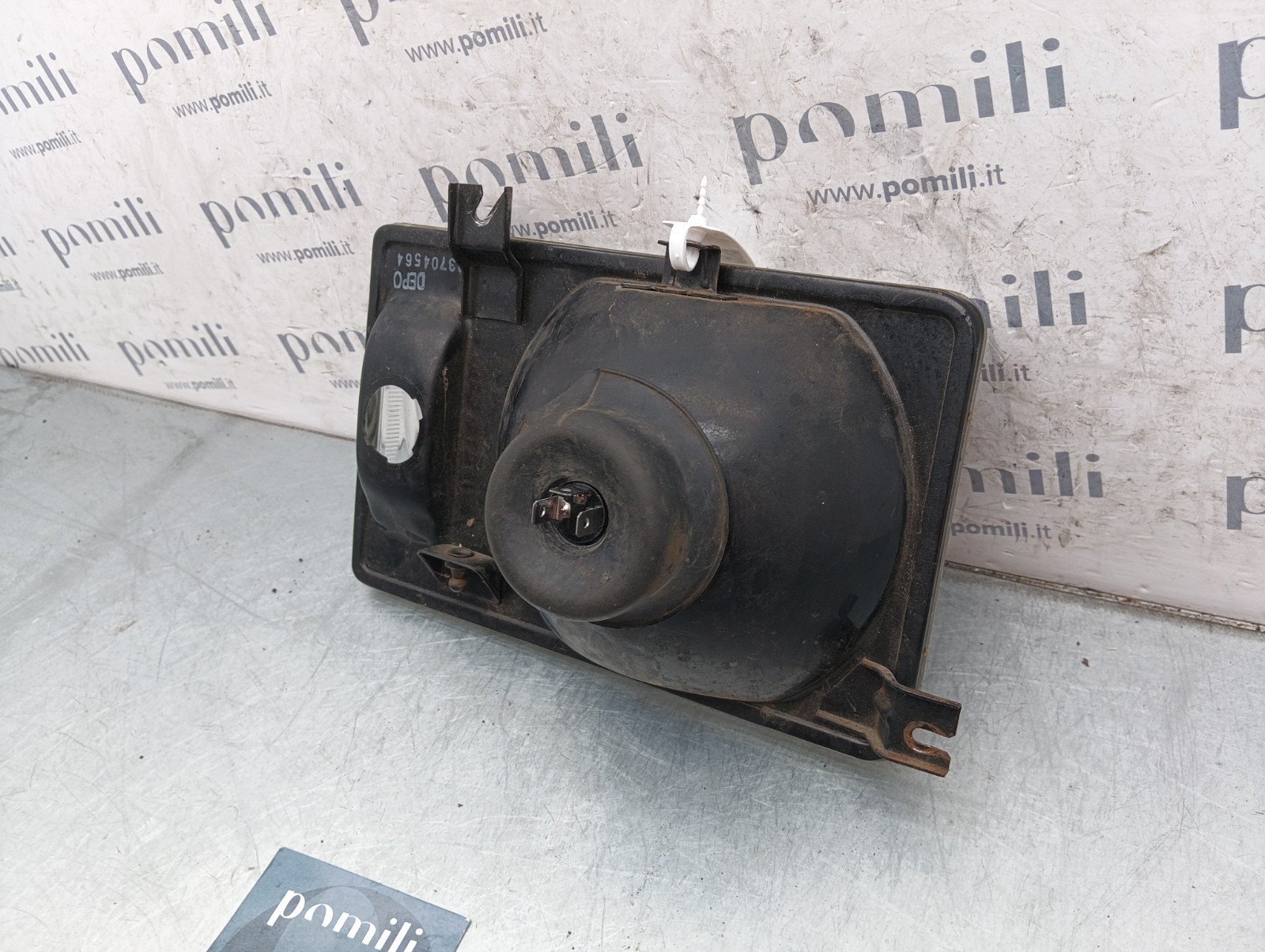 Pomili Fanaleria Isuzu Trooper (1984-1991) faro anteriore sinistro usato
