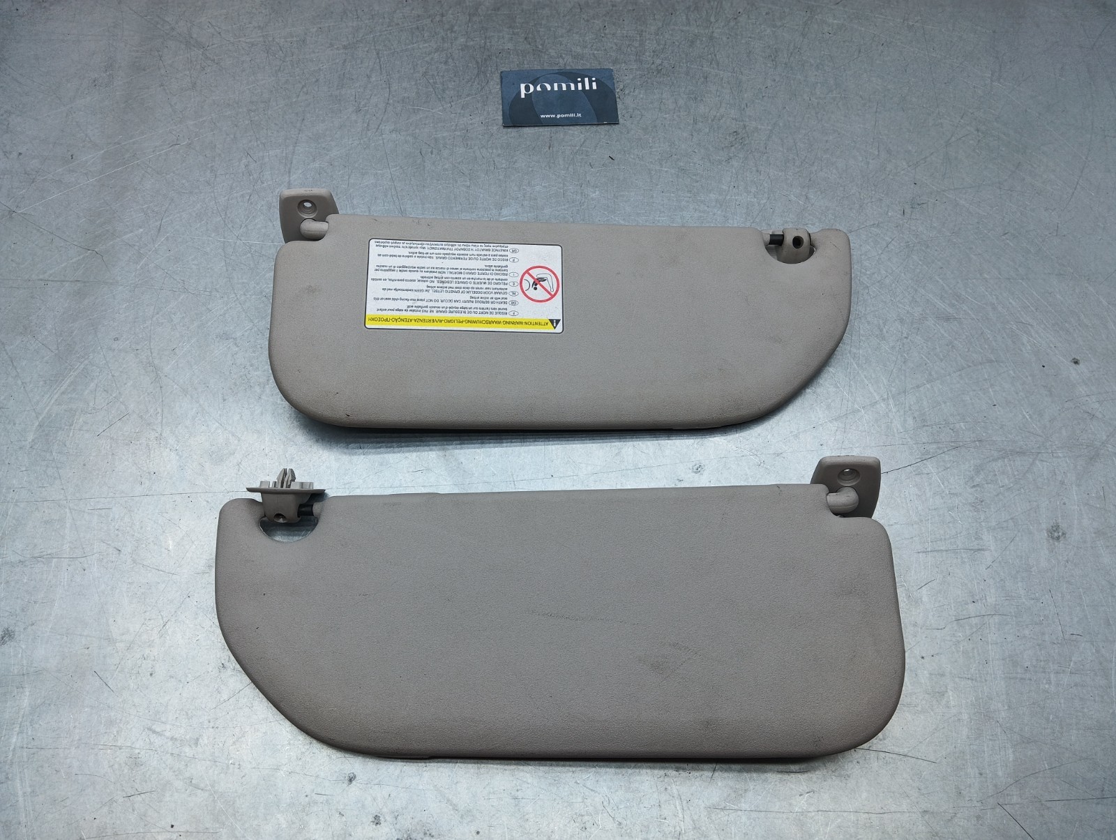 Pomili Rivestimenti interni e parti interne Coppia Alette parasole Toyota Aygo/Citroen C1/Peugeot 107 (2005-2014) 1611905180 usate