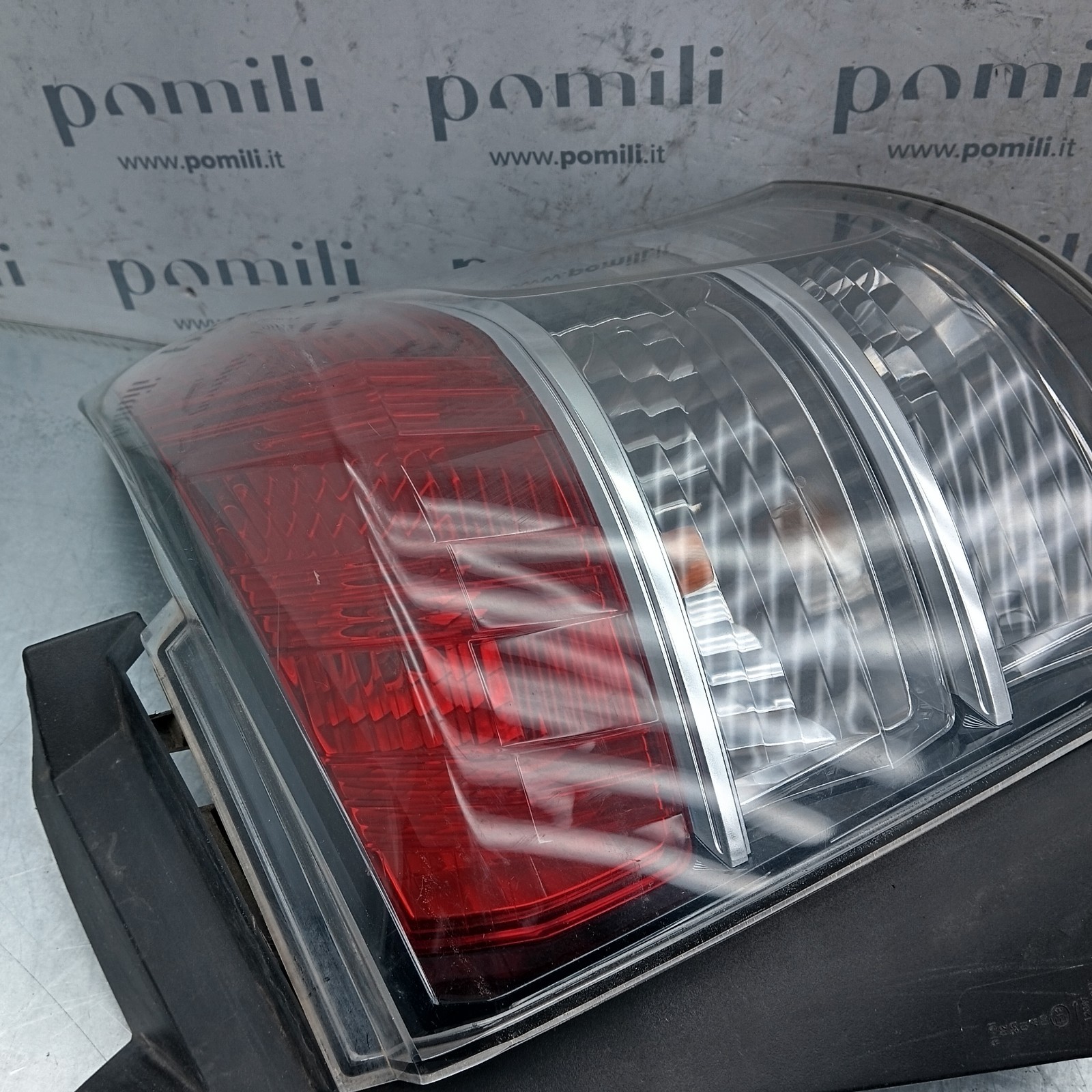 Pomili Fanaleria Toyota IQ fanale posteriore destro usato
