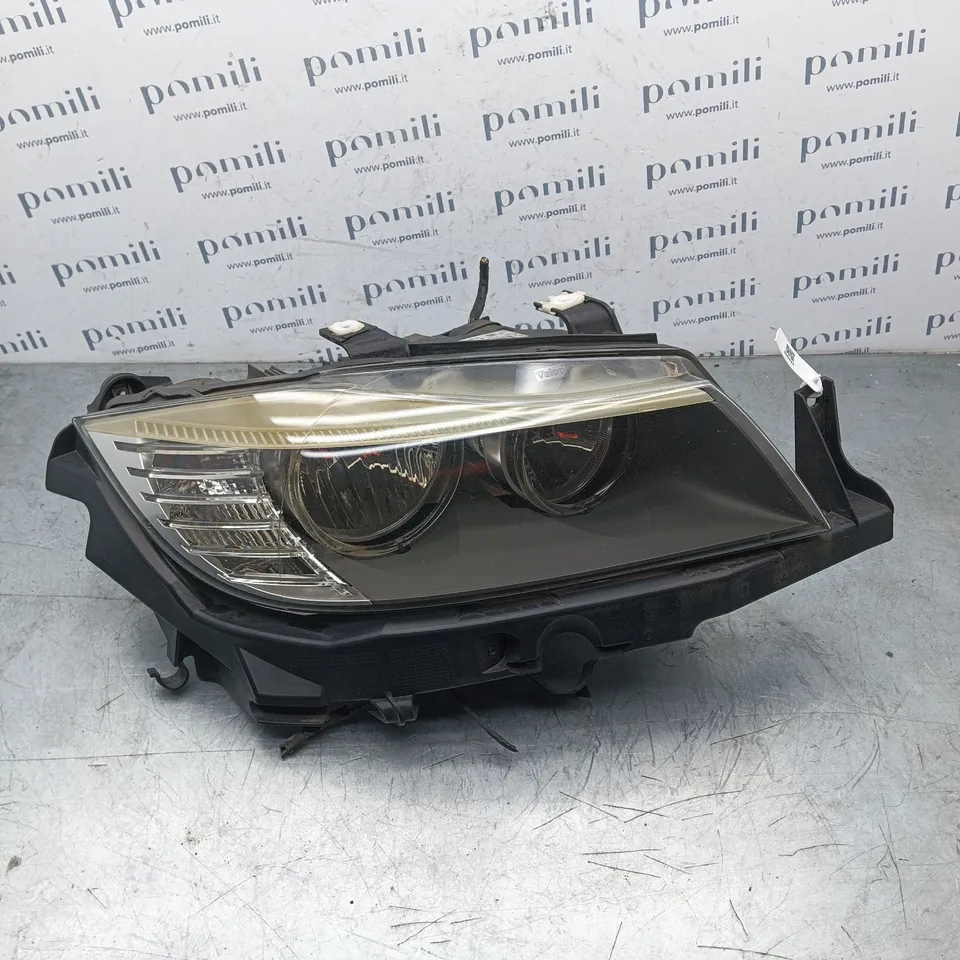 Pomili Fanaleria BMW S3 (E90/E91) faro anteriore destro usato