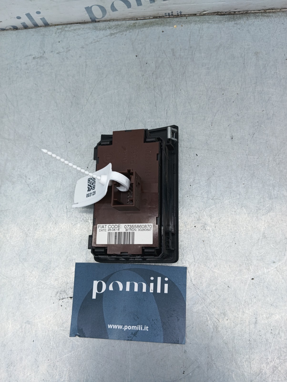 Pomili Rivestimenti interni e parti interne Fiat Ducato interruttore comando luci 07355860870 usato