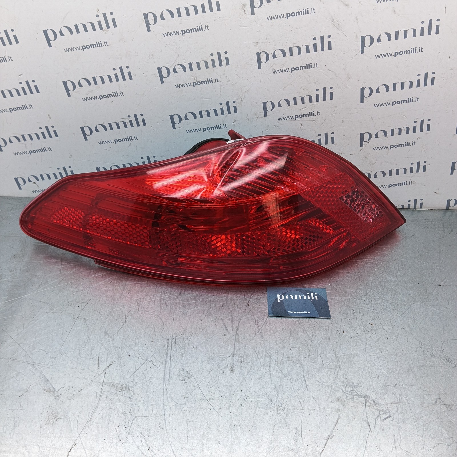 Pomili Fanaleria Fanale posteriore sinistro Peugeot 308 I 9680425680 usato
