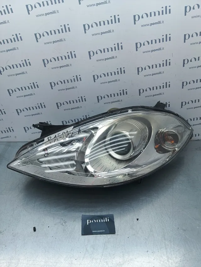 Pomili Fanaleria Mercedes-Benz A180 faro anteriore sinistro usato A1698200561