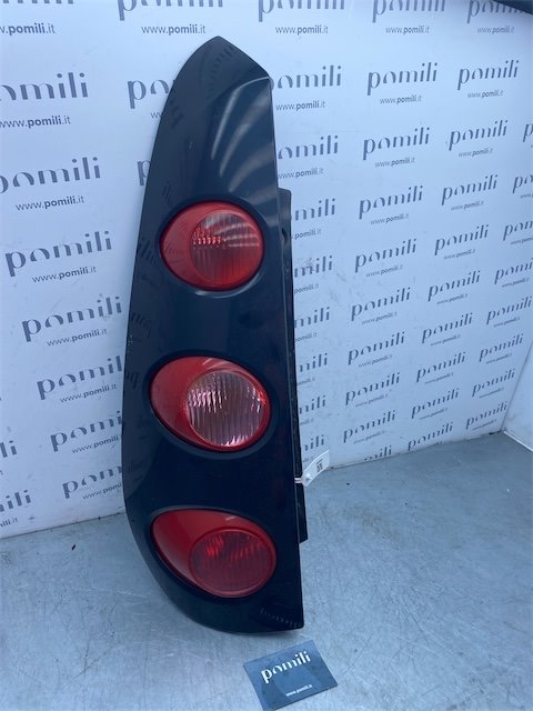 Pomili Fanaleria Smart Forfour W454 fanale posteriore S001