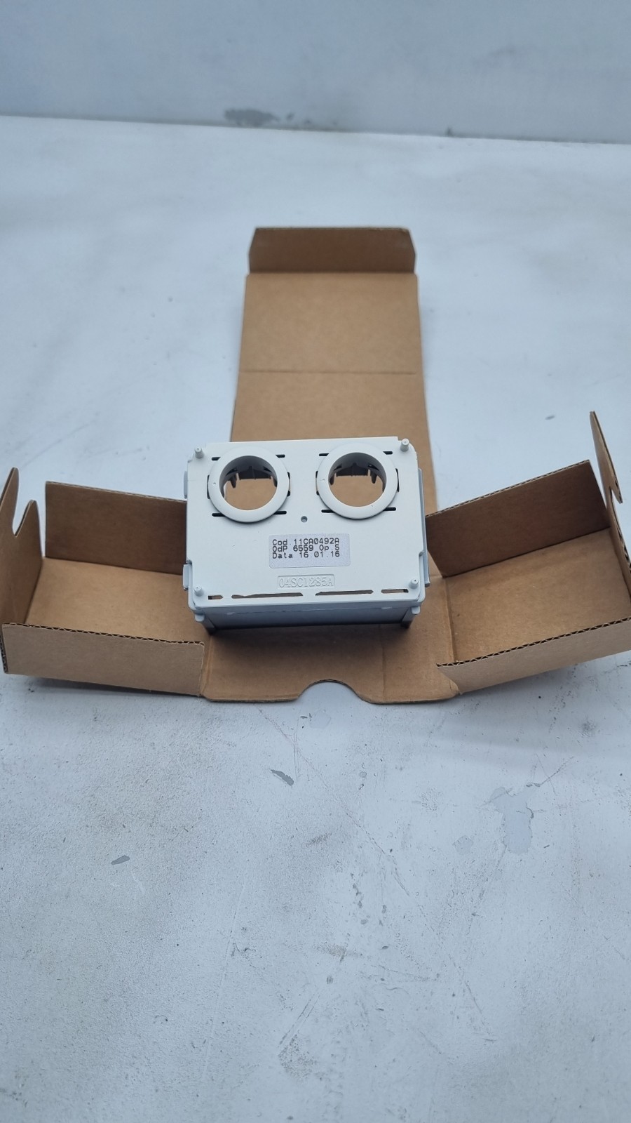 Pomili Elettronica/batteria ibride Centraline sensori parcheggio Toyota C-HR/RAV4 PW501-47200-01 nuova