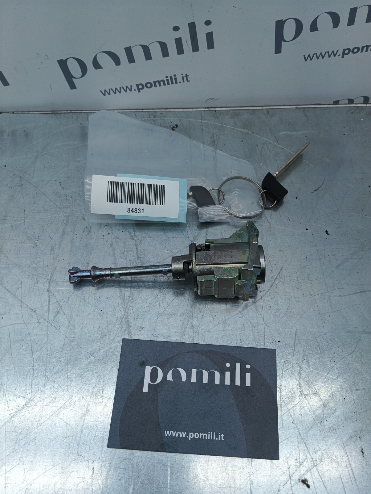 Pomili Motorini avviamento, alternatori, ECU e cavi 69005-F4030 kit cilindro e chiave accensione Toyota C-HR