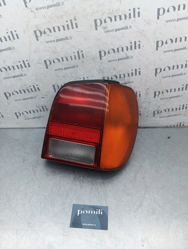 Pomili Fanaleria Volkswagen Polo III fanale posteriore destro usato