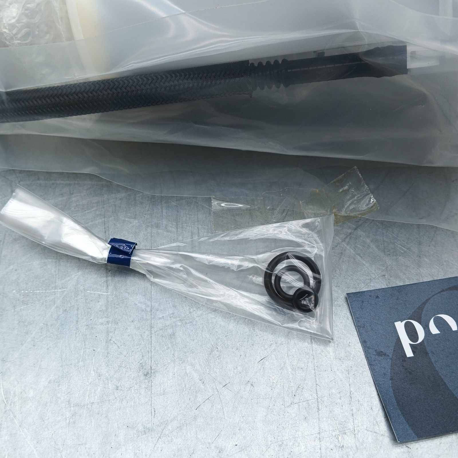 Pomili Alimentazione e scarico Toyota 04004-85347 porta culla pompa carburante