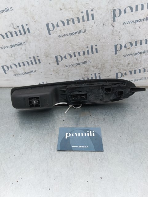 Pomili Rivestimenti interni e parti interne DS4 pulsantiera sinistra