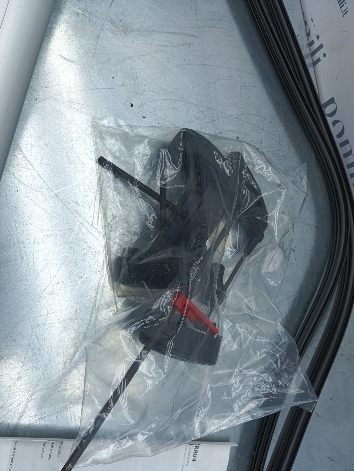 Pomili Lamierati esterni PZ41B-X5620-00 barre portapacchi RAV4 kit completo