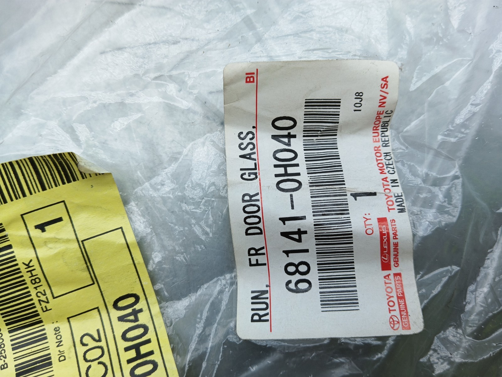 Pomili Lamierati esterni Toyota Aygo II (2014-2021) guarnizione finestrino destra OEM 68141-0H040