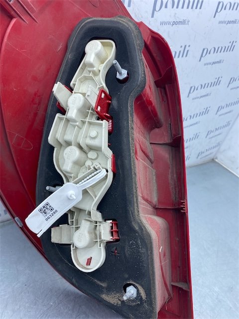 Pomili Fanaleria Fanale posteriore Mercedes-Benz Classe A destro