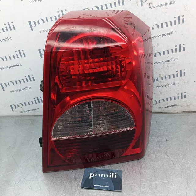 Pomili Fanaleria Dodge Caliber fanale posteriore destro 05303880