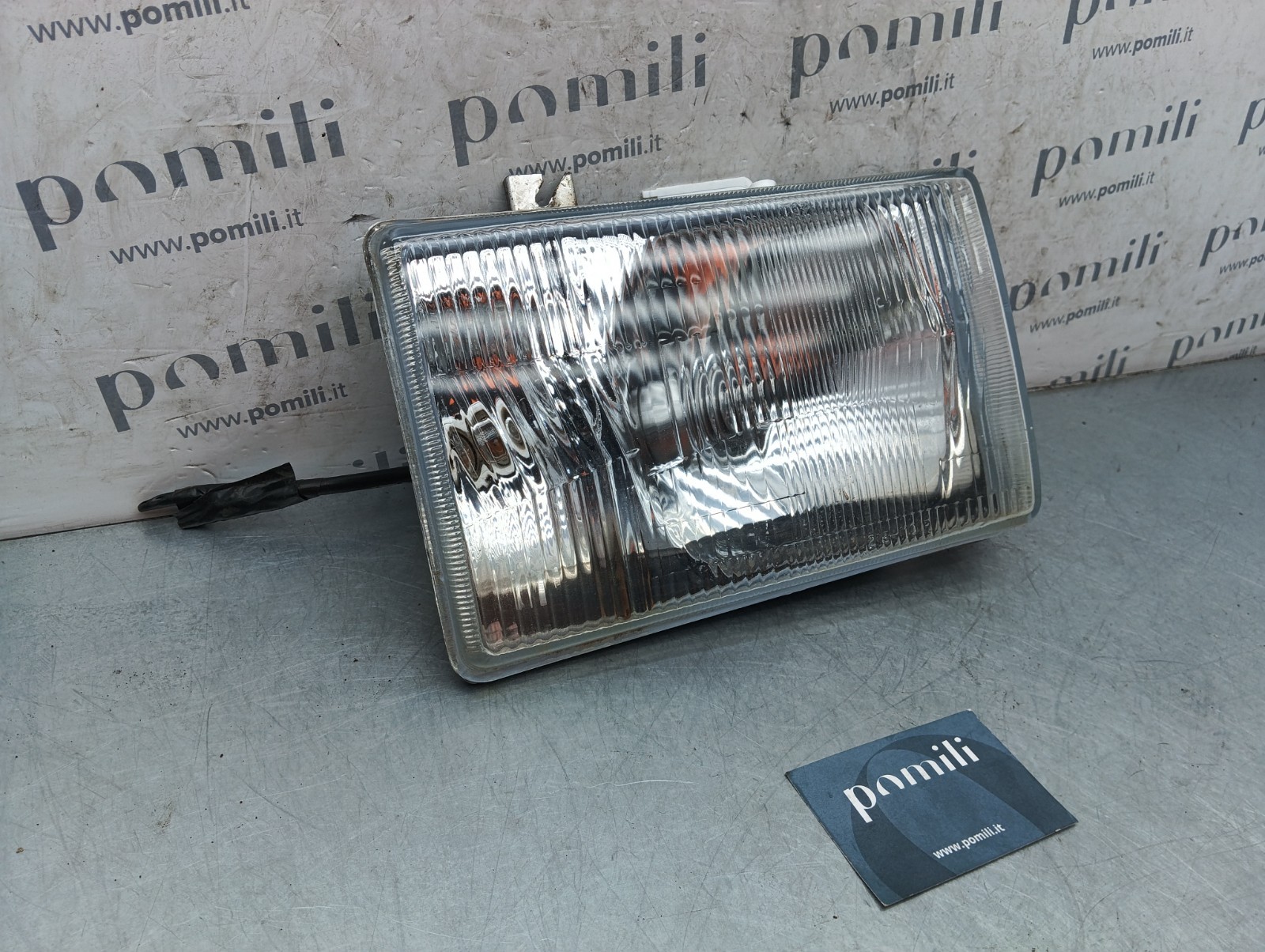 Pomili Fanaleria Isuzu Trooper 215-1101R faro anteriore destro usato