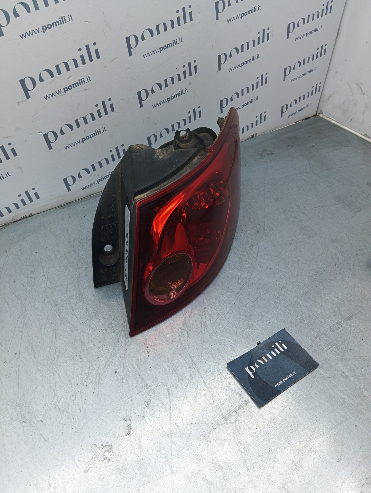 Pomili Fanaleria Fiat Croma 2° serie fanale posteriore sinistro usato