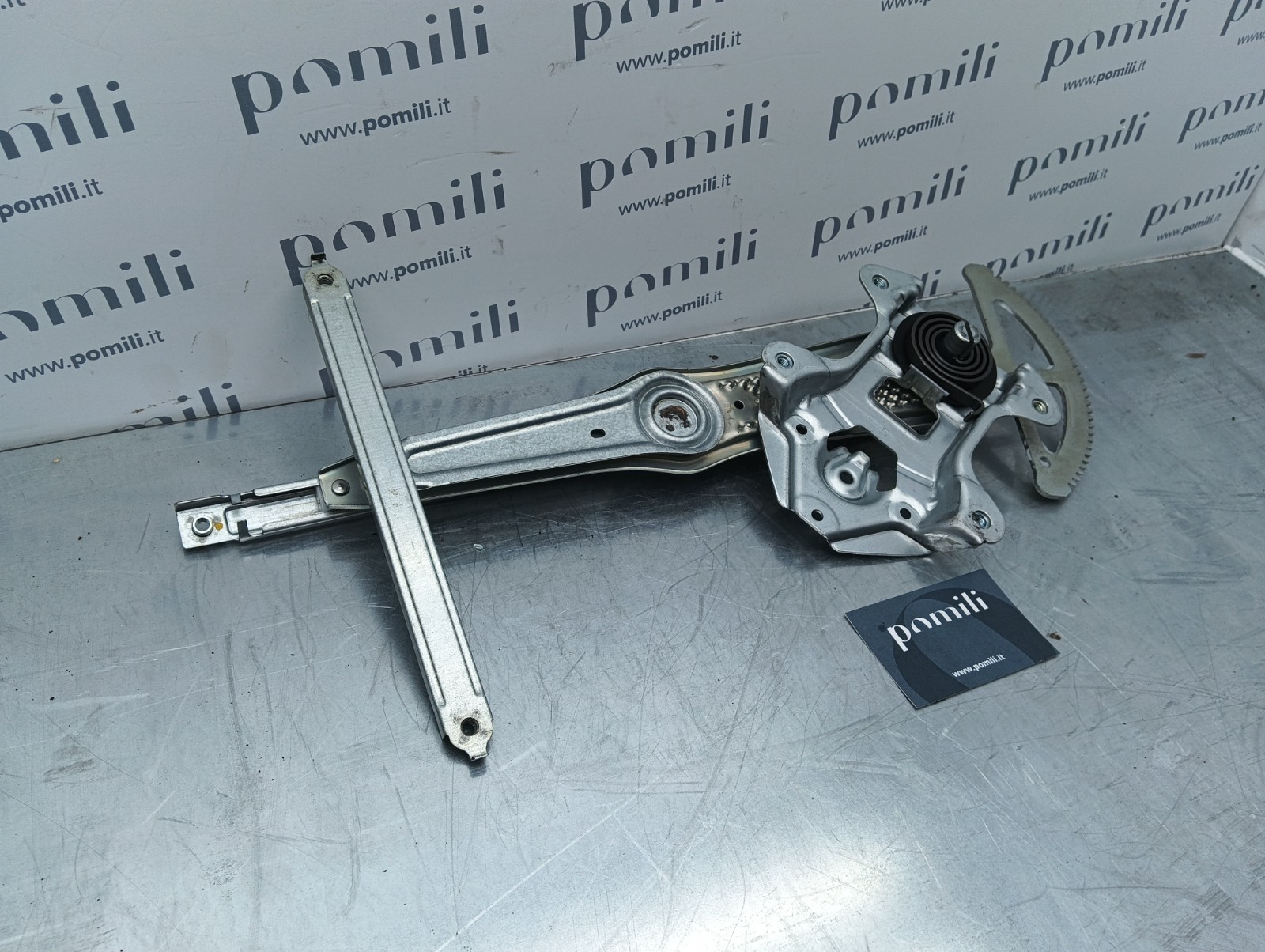Pomili Rivestimenti interni e parti interne alzacristalli elettrico anteriore destro Toyota Yaris 69801-52020