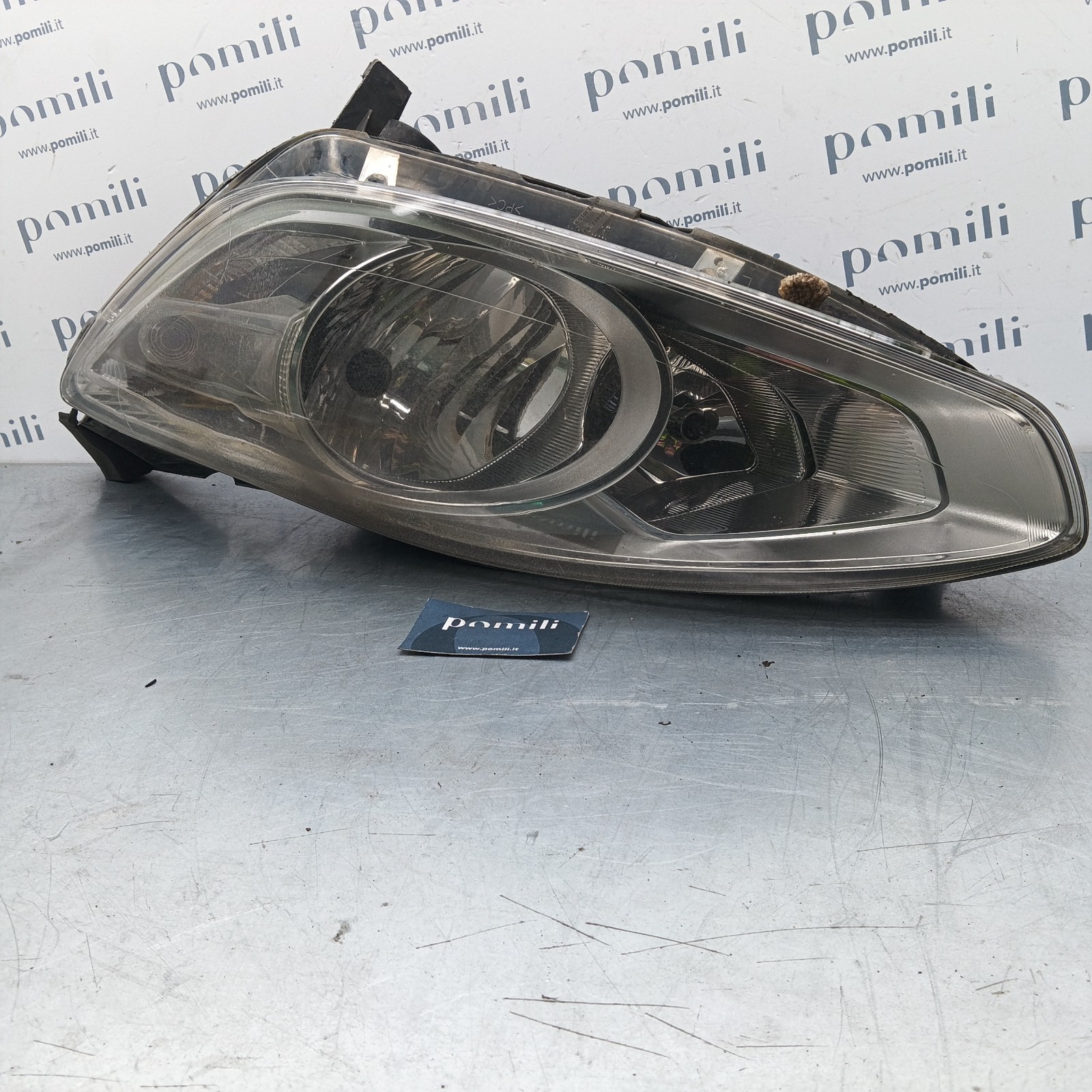 Pomili Fanaleria Faro anteriore sinistro Ford C-Max usato 89502246