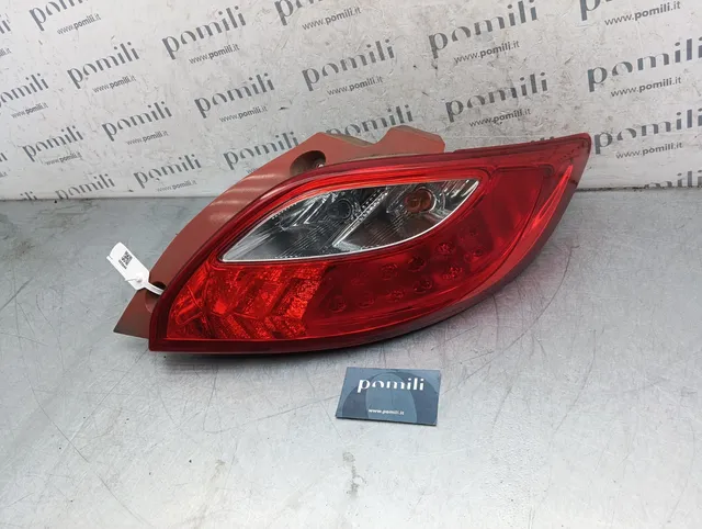 Pomili Fanaleria Fanale posteriore destro LED Mazda 2 D65151150 usato