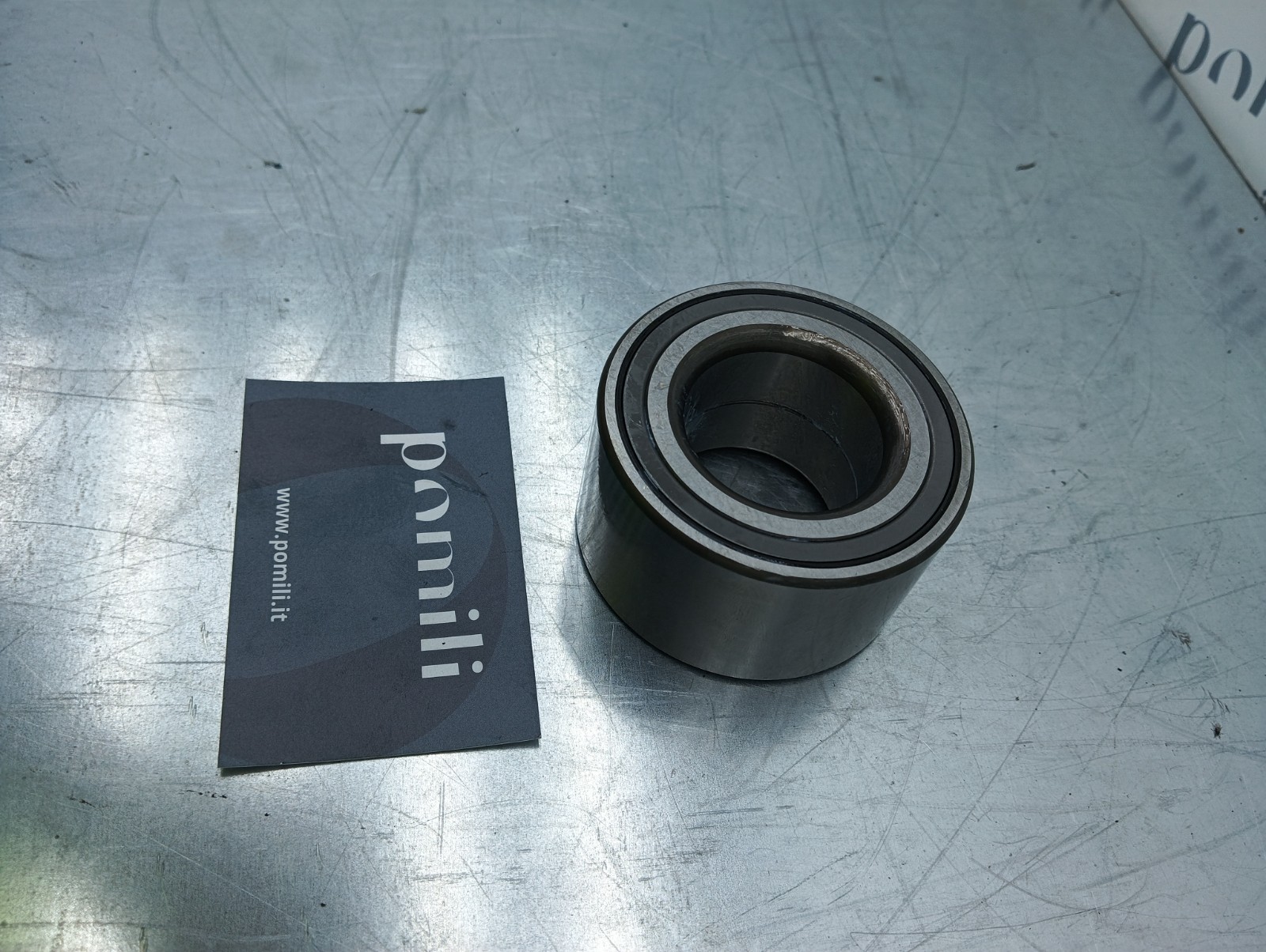 Pomili Sterzo e ammortizzatori Toyota Yaris 99-2005 cuscinetto ruota anteriore usato