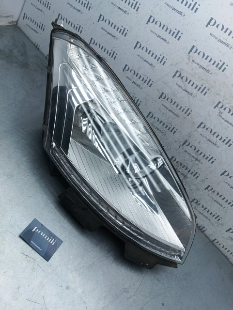 Pomili Fanaleria Citroen C4 Picasso proiettore destro