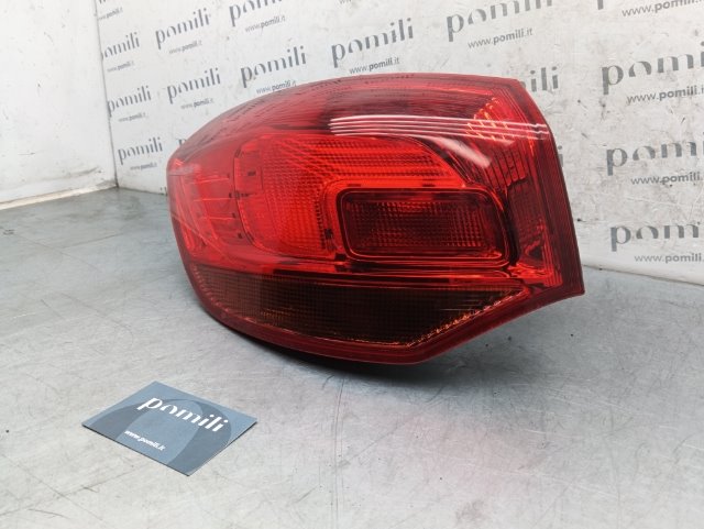 Pomili Fanaleria Opel Astra P10 fanale posteriore sinistro