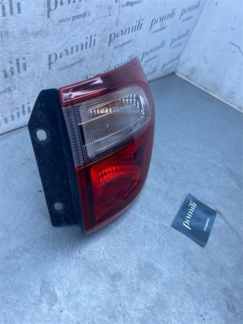 Pomili Fanaleria Fanale posteriore Ford EcoSport destro parte esterna
