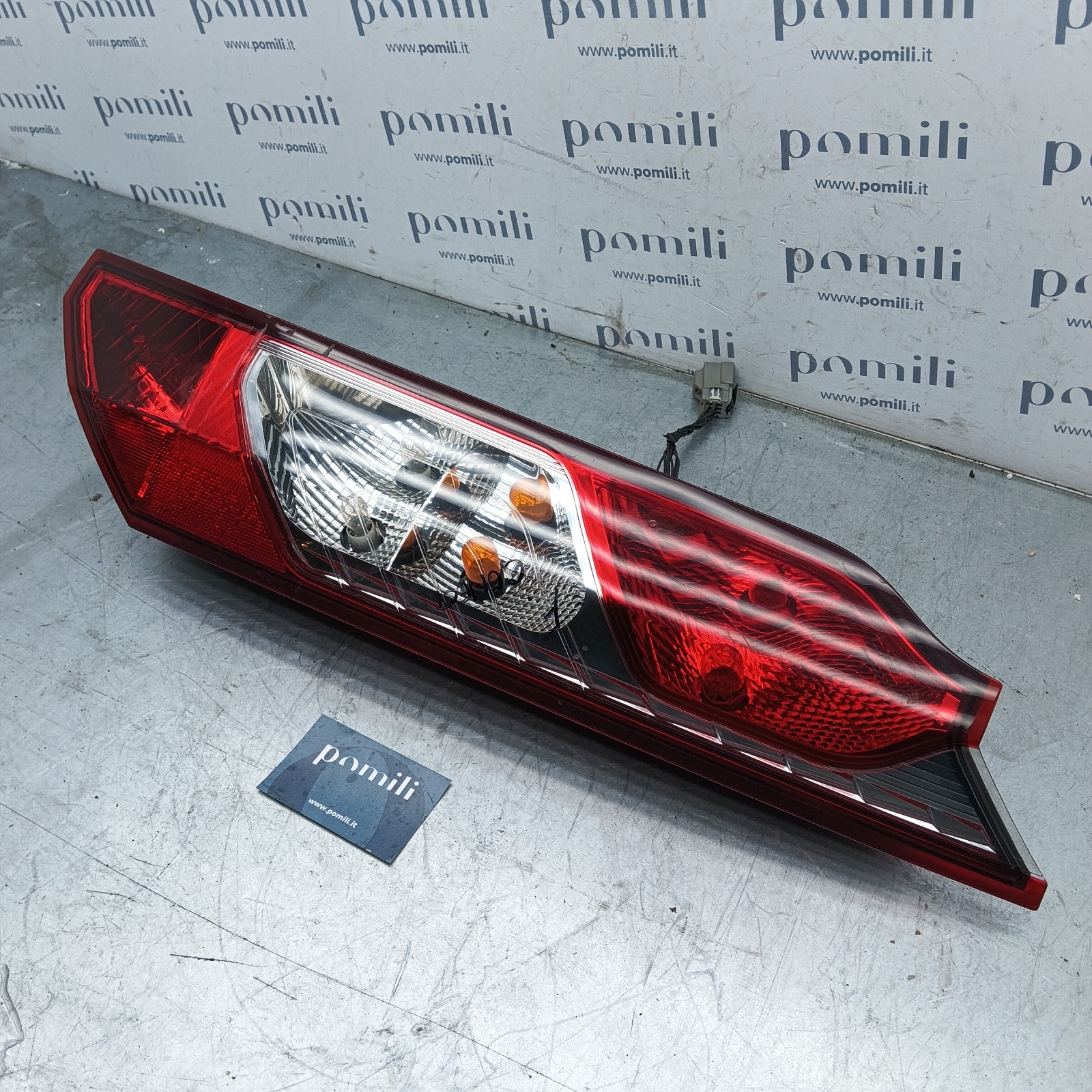 Pomili Fanaleria Ford Transit Connect fanale posteriore destro 90019013 usato