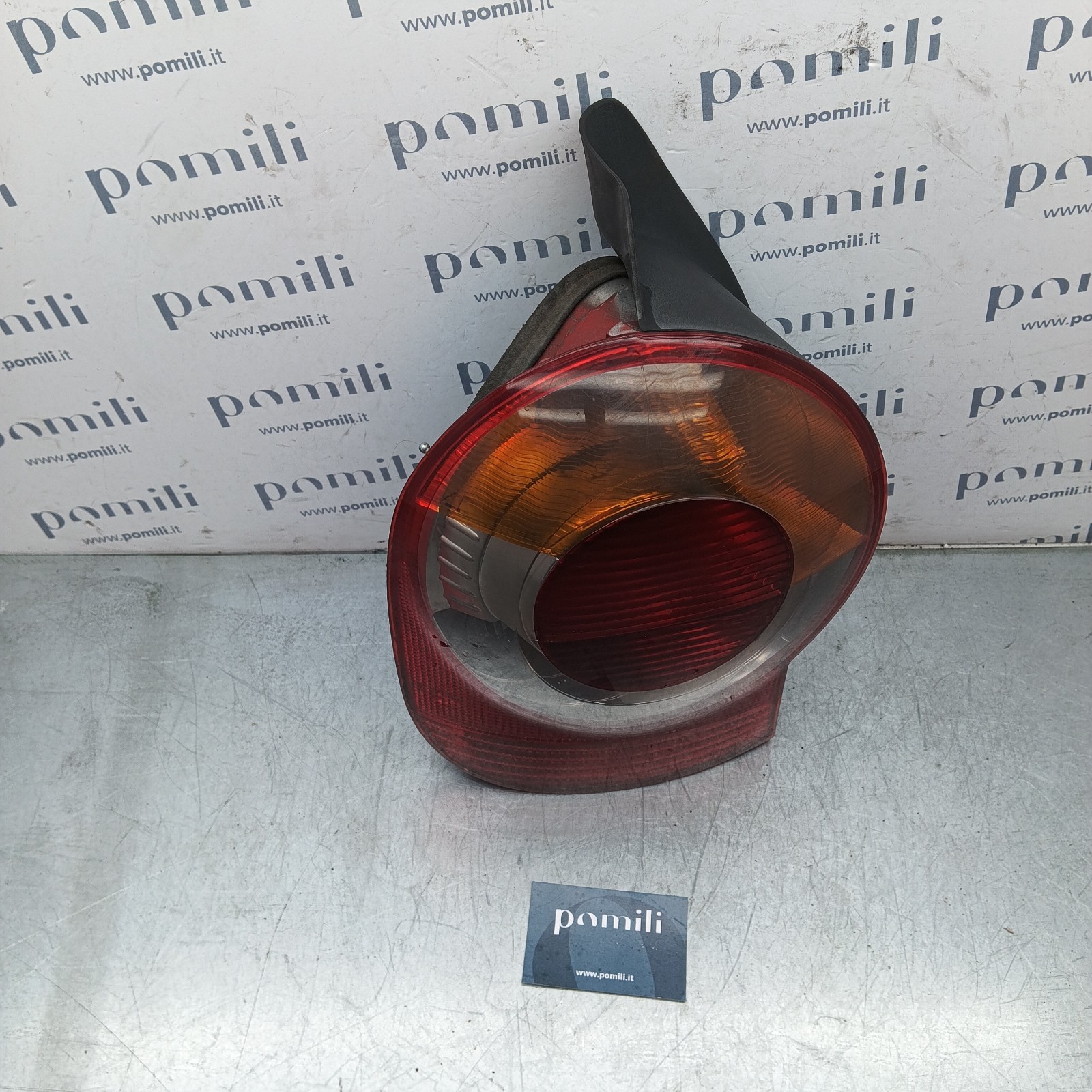 Pomili Fanaleria 8200538786 fanale posteriore sinistro usato