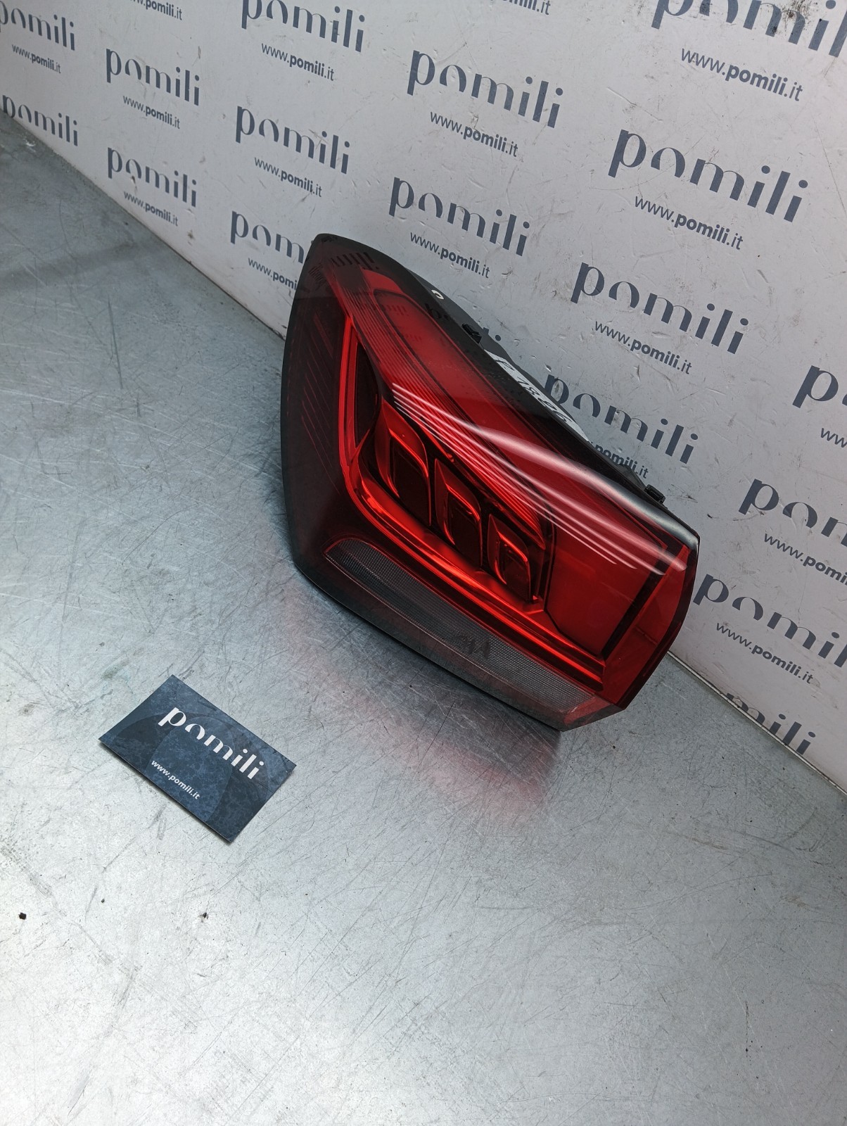Pomili Fanaleria MG ZS fanale posteriore sinistro LED ZS320011 usato