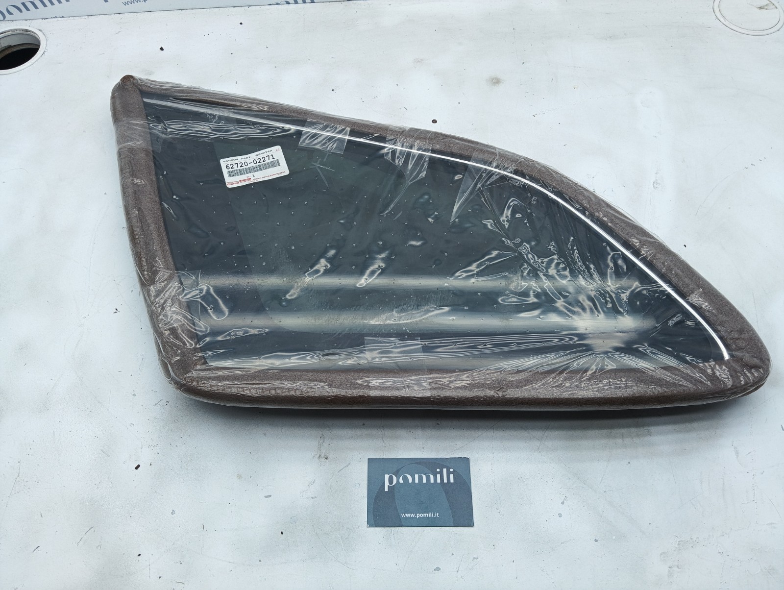 Pomili Cristalli Vetro laterale posteriore Toyota Corolla Station Wagon 62720-02271 sinistro