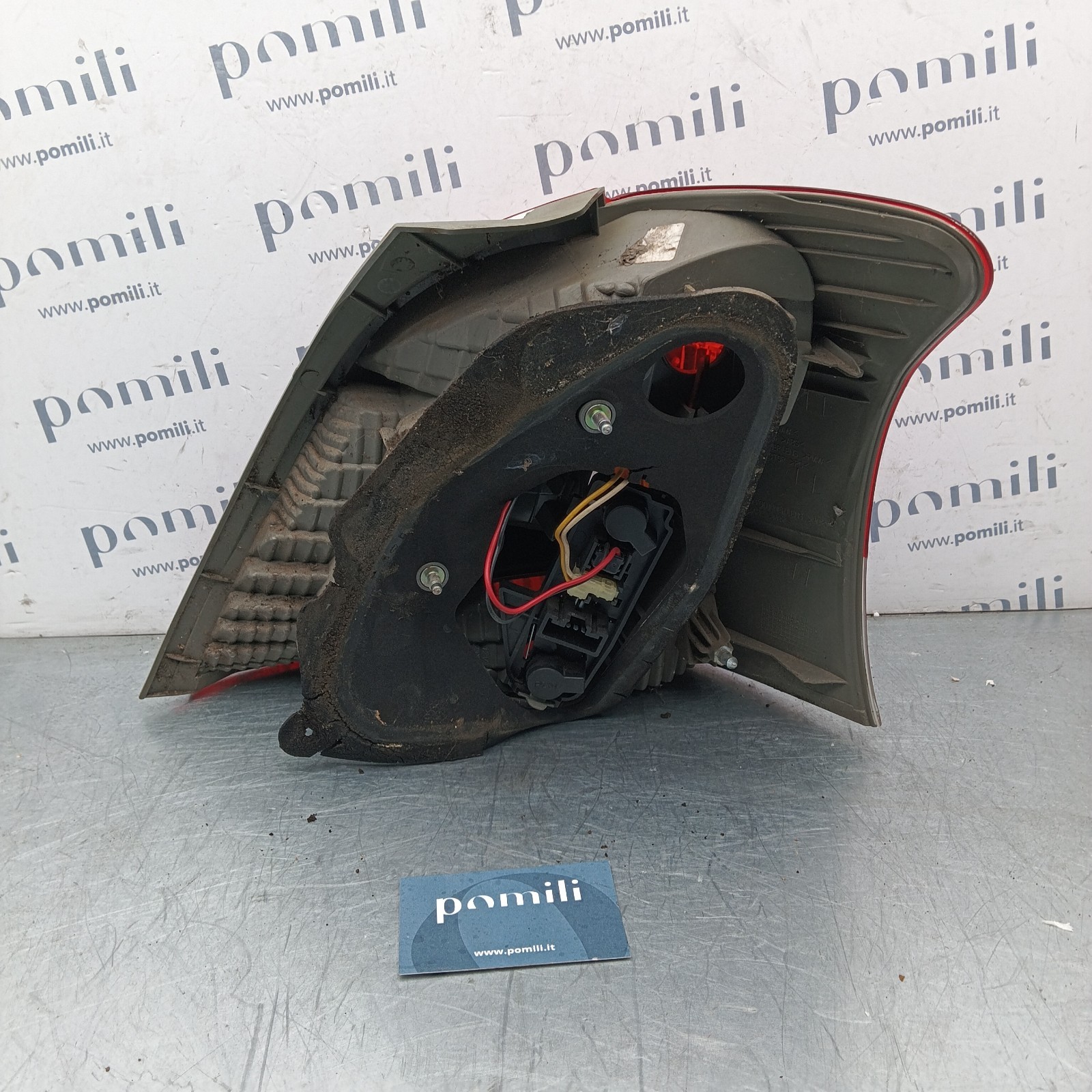 Pomili Fanaleria Toyota Yaris II fanale posteriore sinistro LED 815610D250