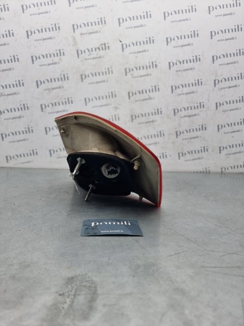 Pomili Fanaleria Ford Kuga CBV fanale posteriore esterno sinistro 04/08–09/13