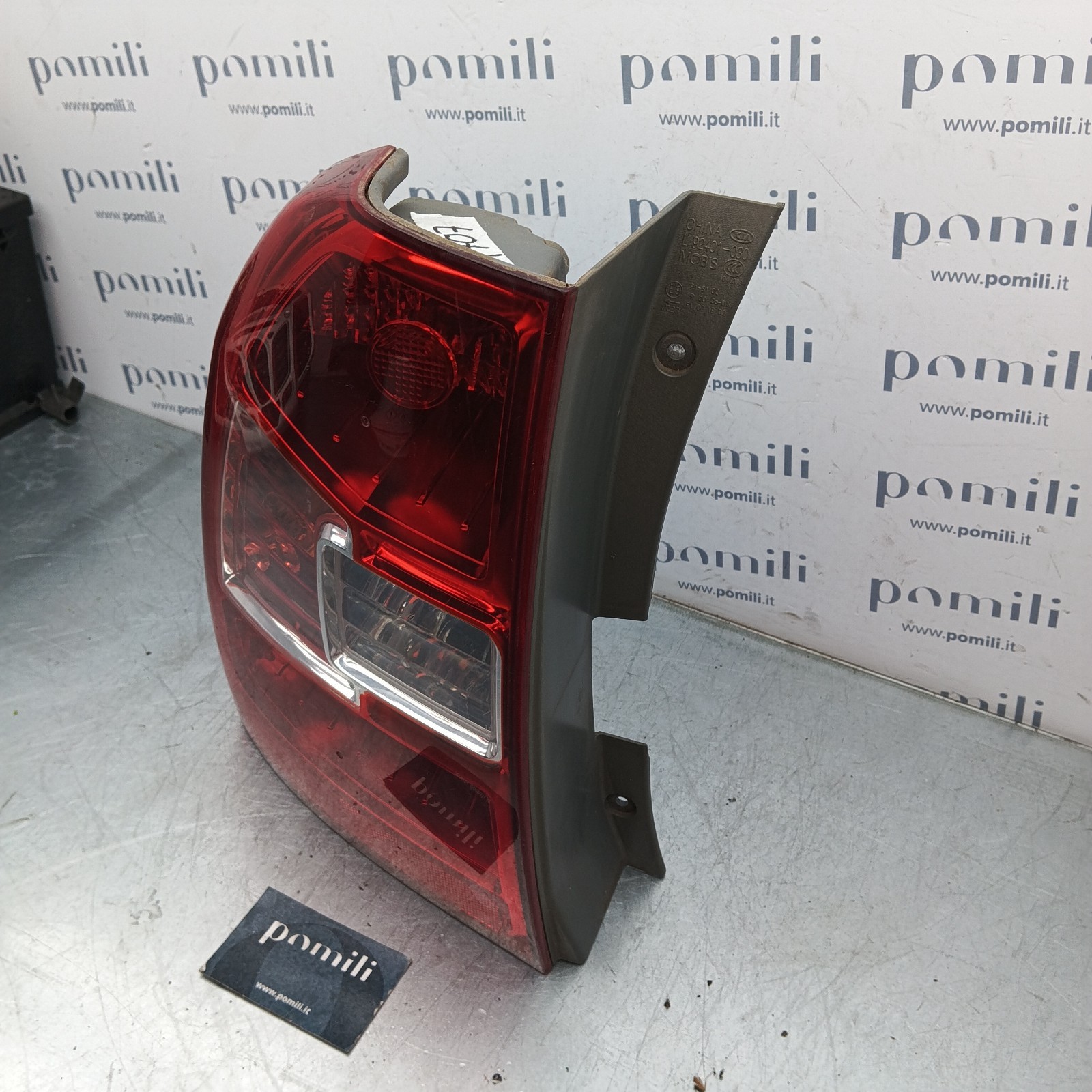 Pomili Fanaleria Kia SportAge II 92401-030 fanale posteriore sinistro usato