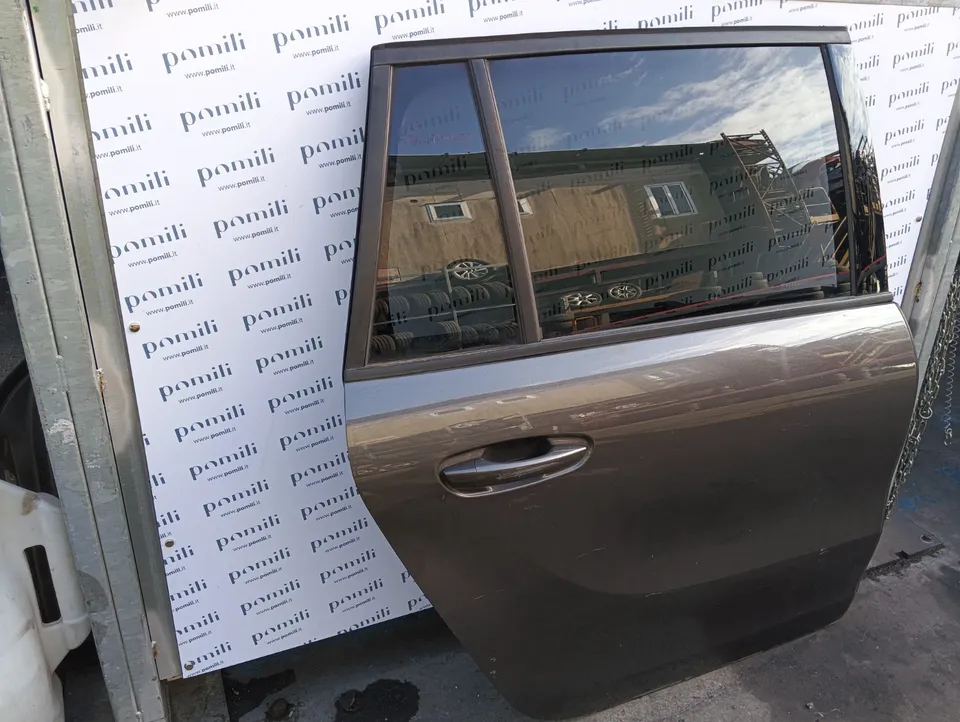 Pomili Lamierati esterni CITROEN C4 SPACE TOURER PORTIERA POSTERIORE DESTRA OEM 9008X2 usata