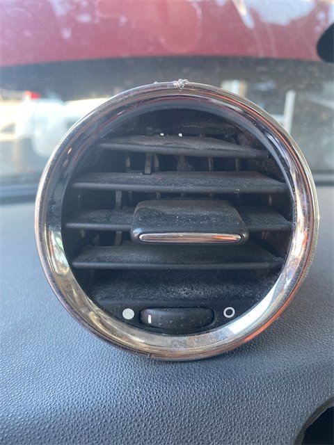 Pomili Climatizzazione Bocchetta aria lat. cruscotto DX FIAT 500 3P usata