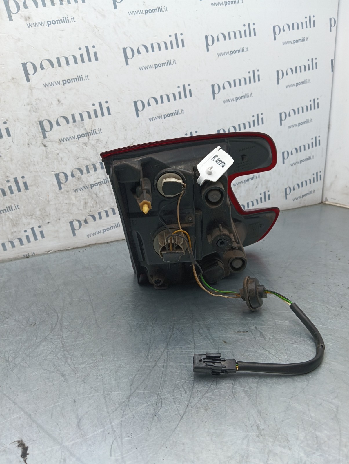Pomili Fanaleria Renault Megane III Grandtour fanale destro portellone 265500027R usato