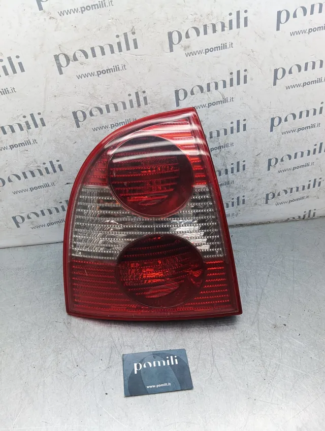 Pomili Fanaleria Fanale posteriore sinistro Volkswagen Passat B5 (2000-2005) 28409014 usato