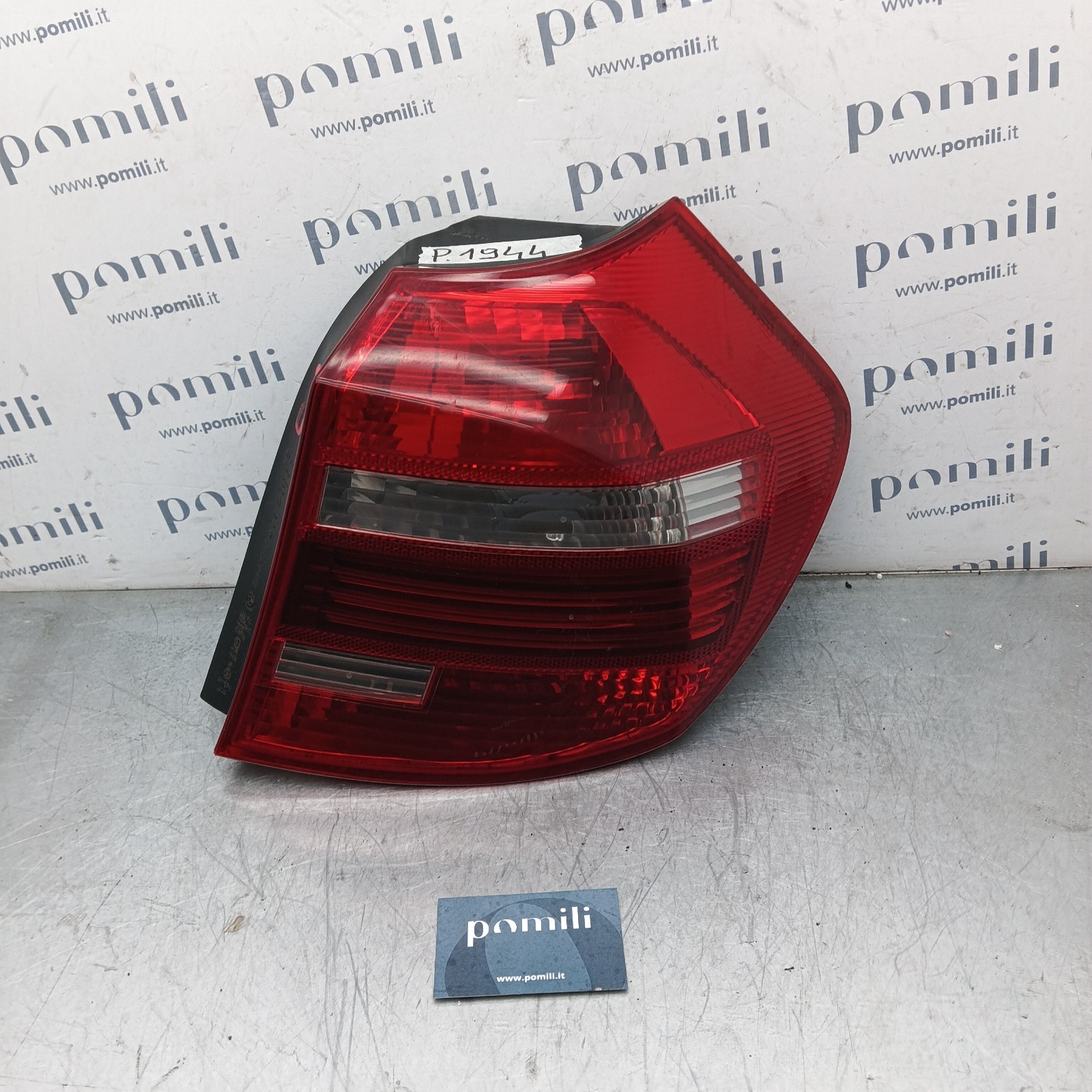 Pomili Fanaleria BMW Serie 1 fanale posteriore destro usato OEM 134051.10