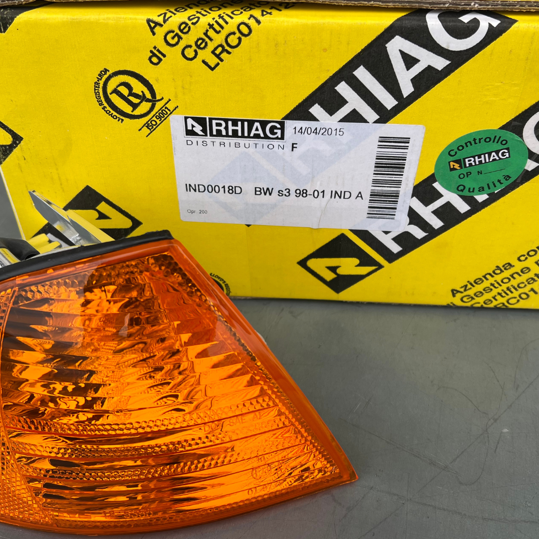 Sara Autoricambi Fanaleria indicatore di direzione destro BMW S3 98-01