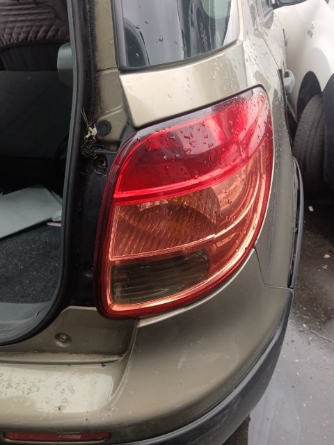 Pomili Fanaleria Fanale posteriore Fiat Sedici destro 02/06-11/11